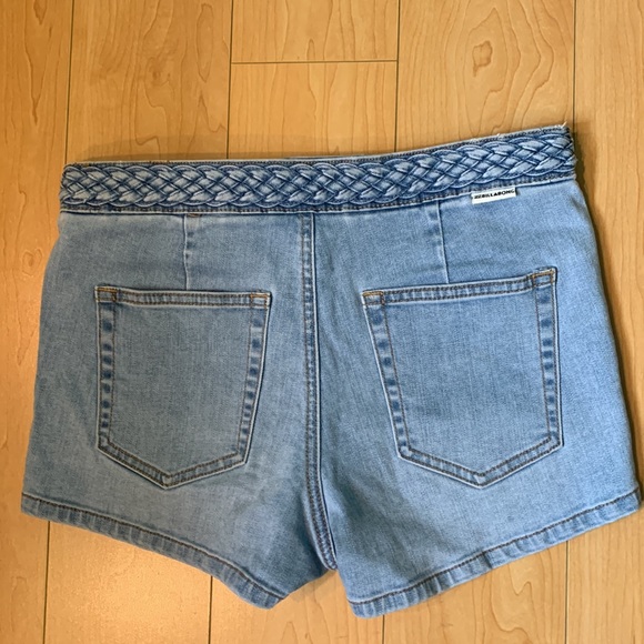 Billabong Light Wash Denim Shorts Size 26 - Picture 2 of 4